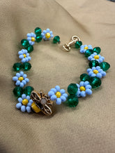 Load image into Gallery viewer, Little bee bracelet