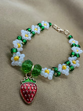 Load image into Gallery viewer, Strawberry flower bracelet