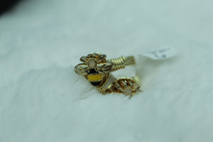 Bumble bee ring