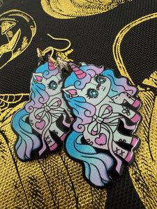 Cutsy spooky earrings