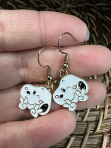 Snoopy earrings!