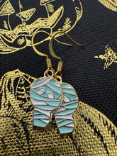 Load image into Gallery viewer, Spooky earrings