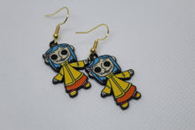 Load image into Gallery viewer, Coraline earrings