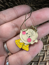 Load image into Gallery viewer, Snoopy earrings!