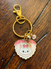 Load image into Gallery viewer, Aristo cats purse charm