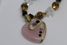 Load image into Gallery viewer, Rose quartz heart / Swarovski necklace