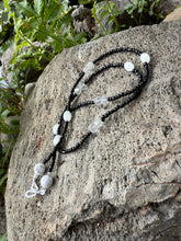 Load image into Gallery viewer, Howlite glasses chain