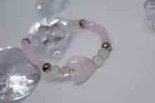 Load image into Gallery viewer, Heart pink glass bracelet