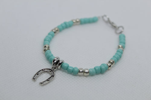 Horse shoe bracelet