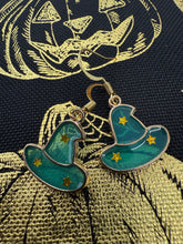 Load image into Gallery viewer, Spooky earrings