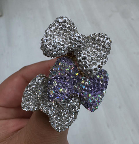 Sparkle bow rings