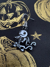 Load image into Gallery viewer, Character spooky earrings