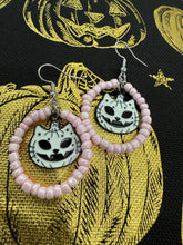 Load image into Gallery viewer, Halloween hoop earrings