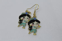 Load image into Gallery viewer, Princess earrings