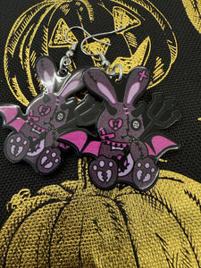 Cutsy spooky earrings