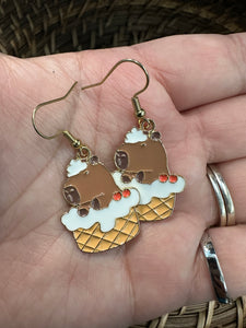 Cappybara earrings