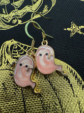 Load image into Gallery viewer, Spooky earrings