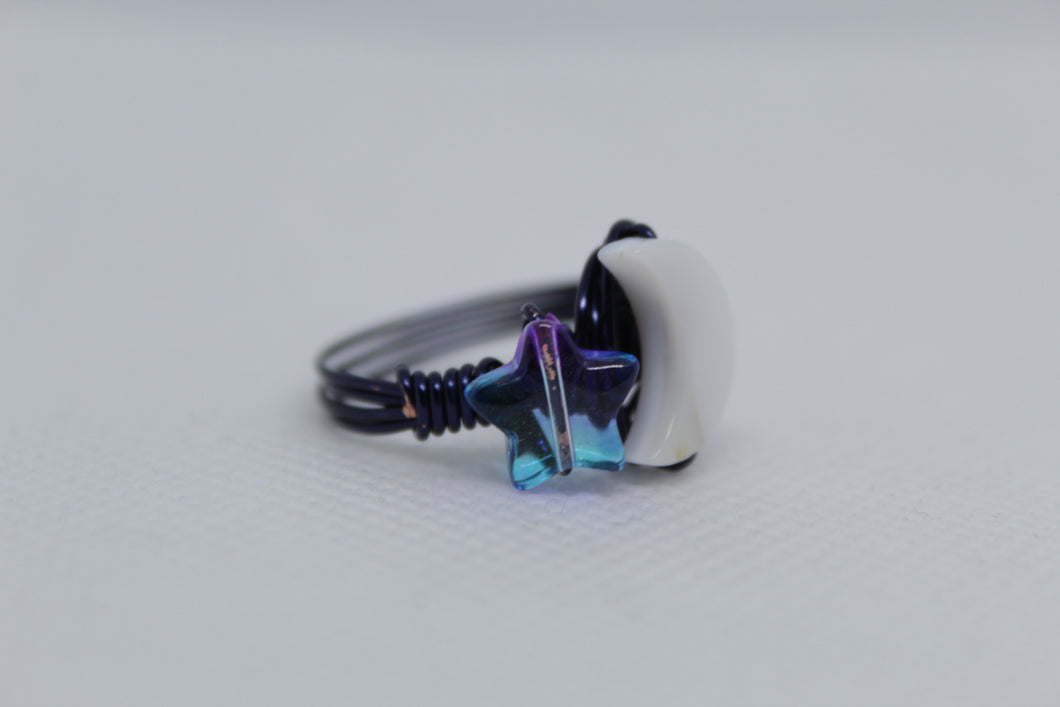Moon and star ring