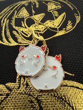 Load image into Gallery viewer, Spooky earrings