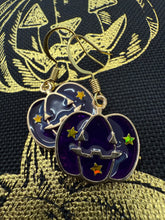 Load image into Gallery viewer, Spooky earrings