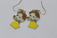 Load image into Gallery viewer, Princess earrings