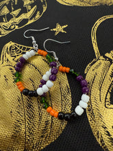 Load image into Gallery viewer, Halloween hoop earrings