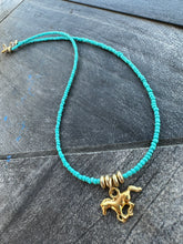 Load image into Gallery viewer, Golden horse necklace (choker)