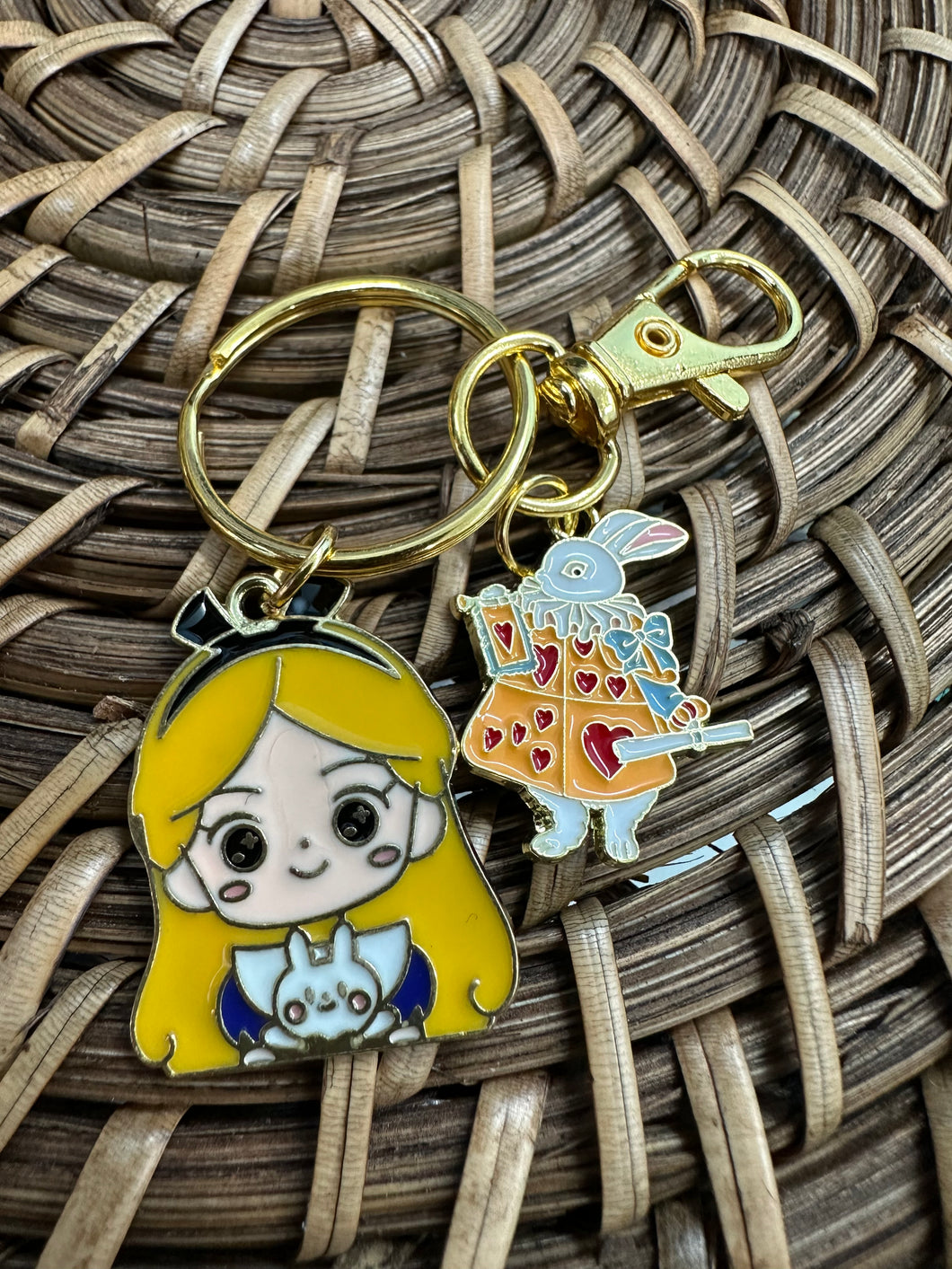 Alice keychain