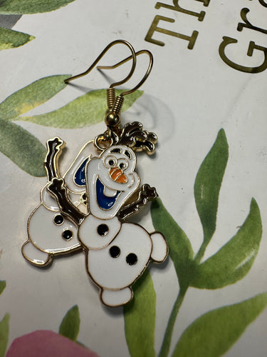 Olaf earrings (happy dance)