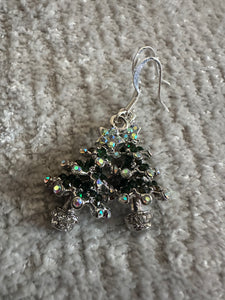 Christmas tree earrings