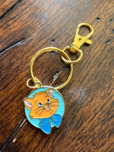 Load image into Gallery viewer, Aristo cats purse charm