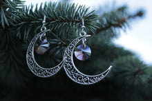 Load image into Gallery viewer, Moon earrings