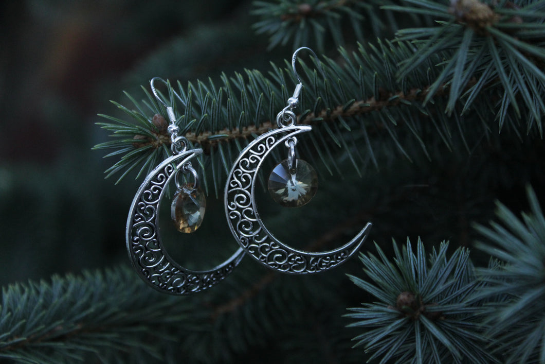 Moon earrings