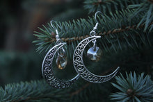 Load image into Gallery viewer, Moon earrings