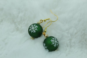 ornament earrings (snowflakes)