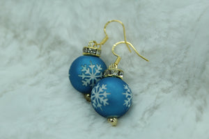 ornament earrings (snowflakes)