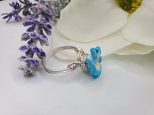 Load image into Gallery viewer, Light blue flower Hawaiian ring