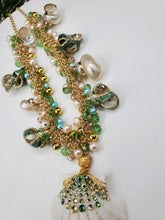 Load image into Gallery viewer, Mermaid necklace (queen style)