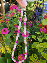 Load image into Gallery viewer, Smile pink necklace