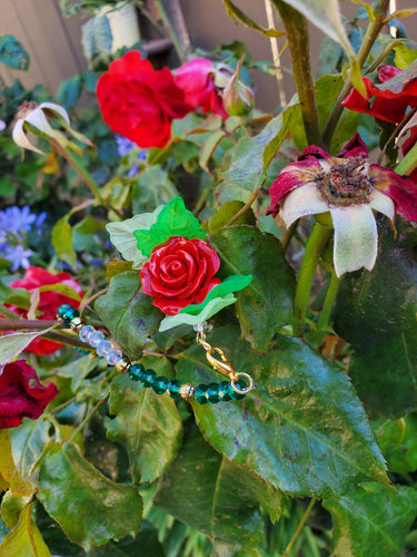 Red rose choker necklace