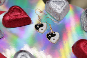 Yingyang heart earrings