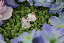 Load image into Gallery viewer, Hello kitty earrings