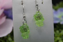 Load image into Gallery viewer, Hello kitty earrings