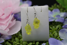 Load image into Gallery viewer, Hello kitty earrings