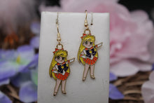 Load image into Gallery viewer, Salior moon earrings