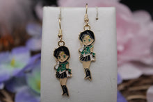Load image into Gallery viewer, Salior moon earrings