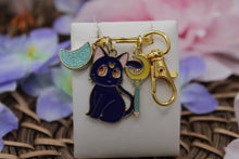 Load image into Gallery viewer, Salior moon (blue) cat keychain