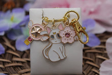 Load image into Gallery viewer, Salior moon (white) cat keychain