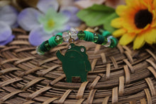 Load image into Gallery viewer, Frog madness bracelet