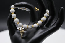 Load image into Gallery viewer, Gold horn bracelet